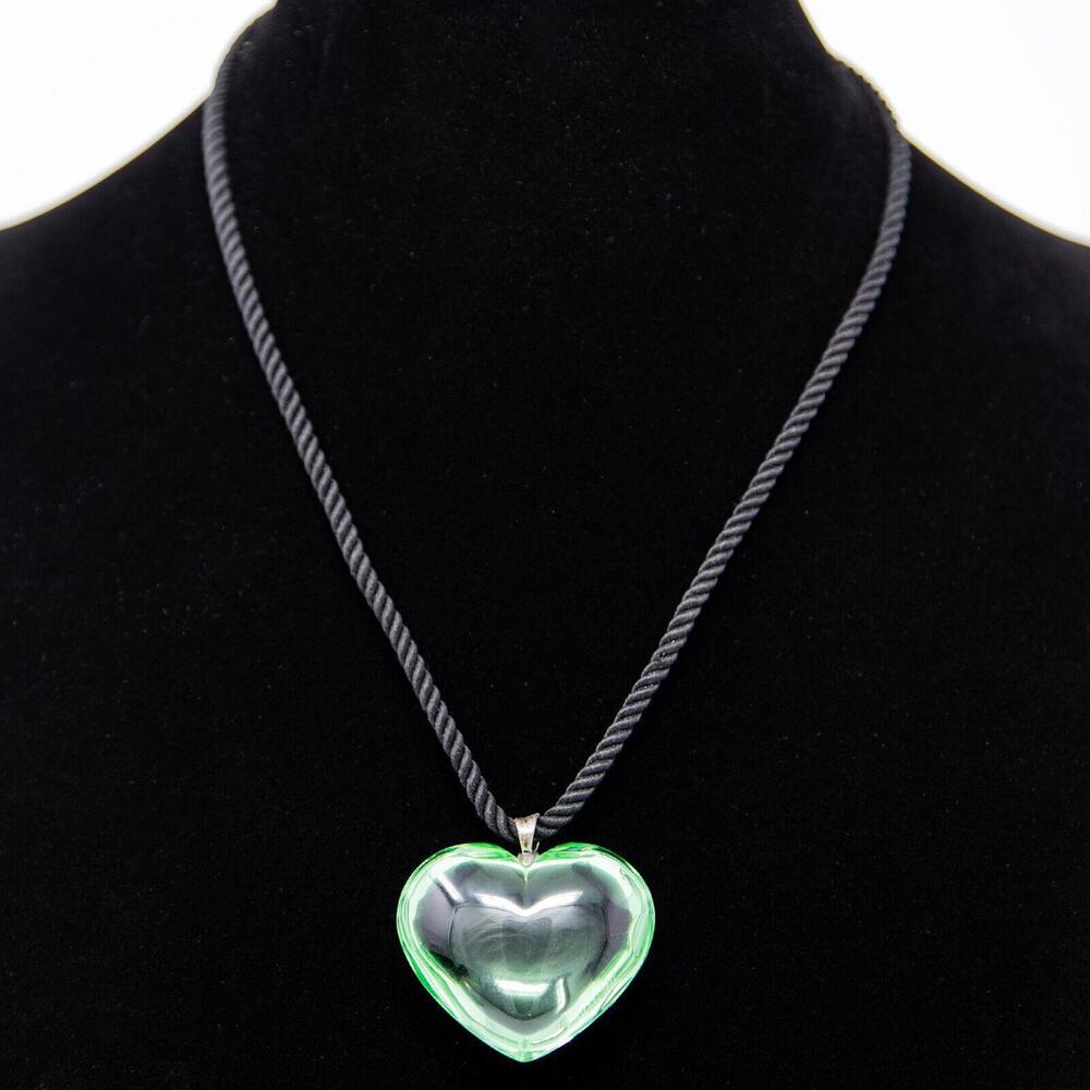 VTG Baccarat Green Crystal Heart Necklace Chocker Sterling Silver Bail – No Box